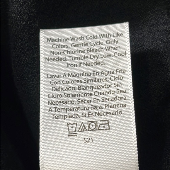 Sofia Jeans Sweater Women's Size L Black Cold Shoulder Long Sleeves - Picture 9 of 9